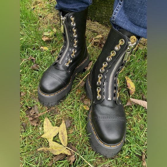 Dr. Martens Shoes - Dr. Martens Sinclair Max Women’s Platform Boots in Black Pisa